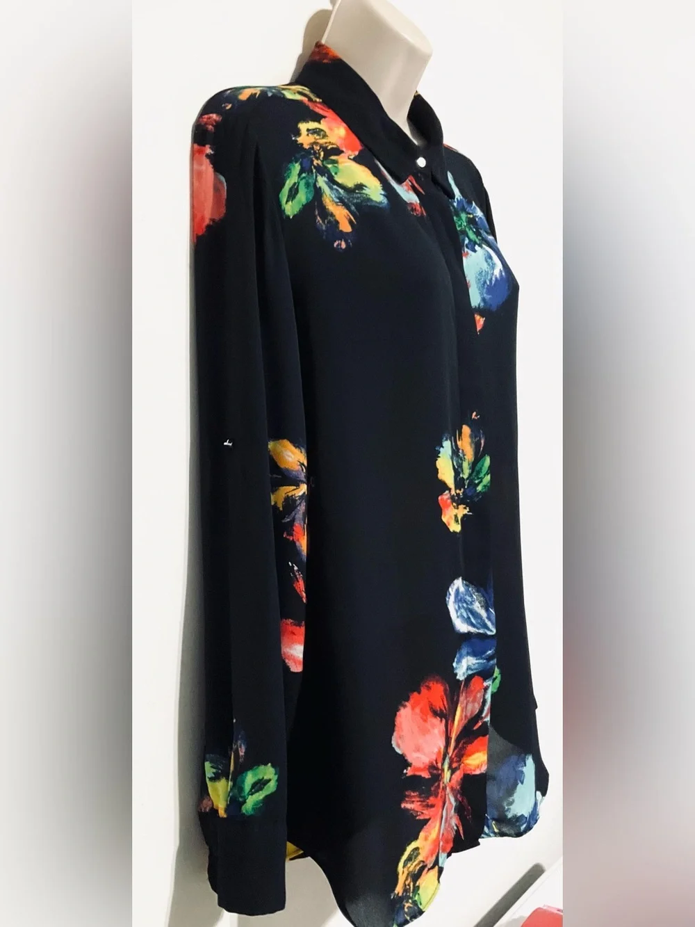 Floral Print Button-Up Blouse - black Multi Color Floral - Picture 2 of 10